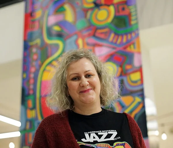 Stworzyła takie dzieła sztuki! Kinder: One grają jazzem-175676