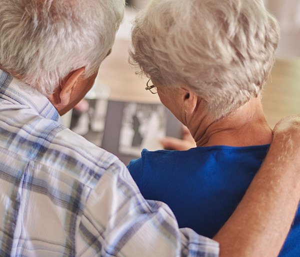 Seniorzy mają powód do radości. Projekt „Godna emerytura” trafił do Sejmu-176109