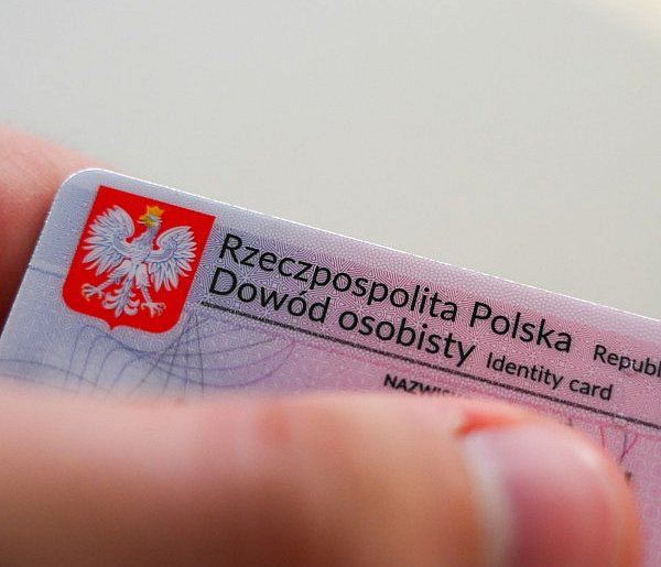 Nie musisz już biec do fotografa. Zdjęcie do dokumentów zrobisz w domu-178642