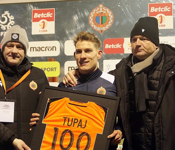 100 meczów Pawła Tupaja