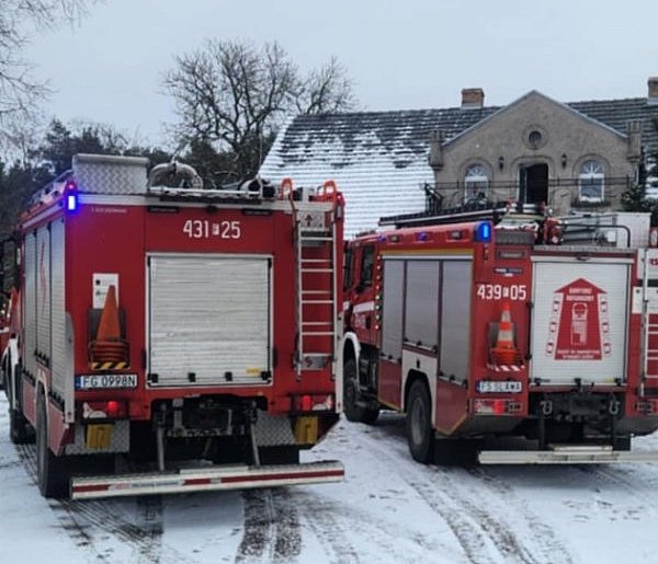 Pożar w kotłowni. Mężczyzna trafił do szpitala