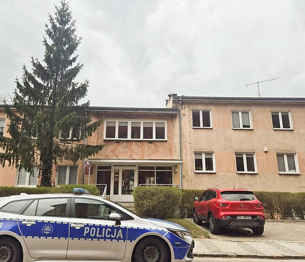 Alarm bombowy w sanepidzie w Głogowie. Na miejscu policja