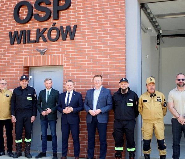 Nowa jakość dla bezpieczeństwa mieszkańców. Remiza OSP w Wilkowie po modernizacji