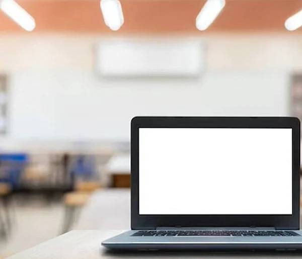 Szkoły z Jerzmanowej bliżej cyfrowej modernizacji