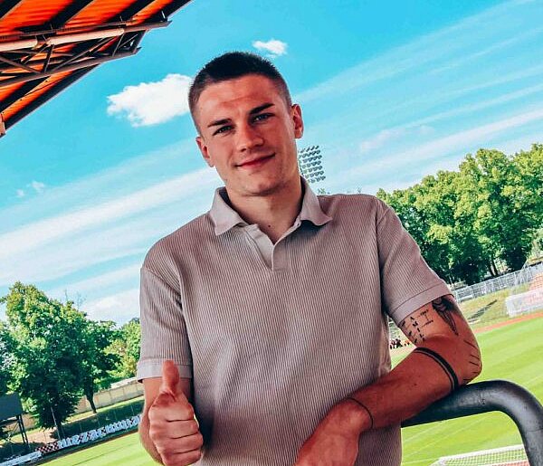 Kacper Tabiś w Chrobrym na dłużej