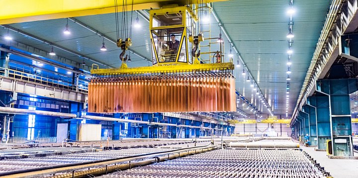 KGHM znów błyszczy. Wielki skok produkcji srebra-174059