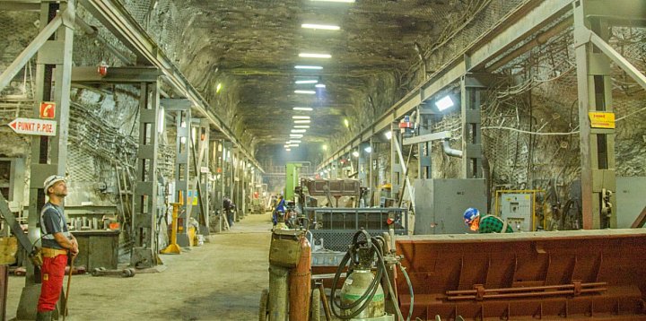 Rząd za mniejszym podatkiem dla KGHM-175793