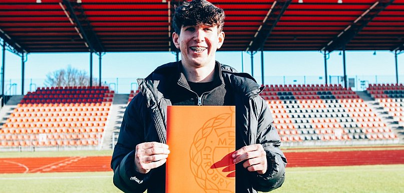 Kolejny wychowanek akademii Chrobrego Głogów z kontraktem