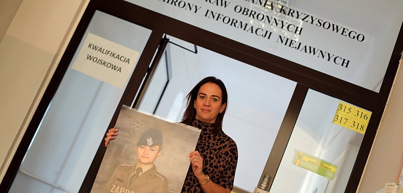 To obowiązek! Wezwania otrzymali młodzi mężczyźni, ale i kobiety