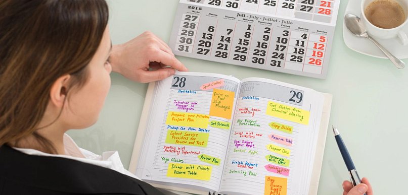 Jak dobrze ułożony grafik obniża koszty nadgodzin i ryzyko sporów z pracownikami?