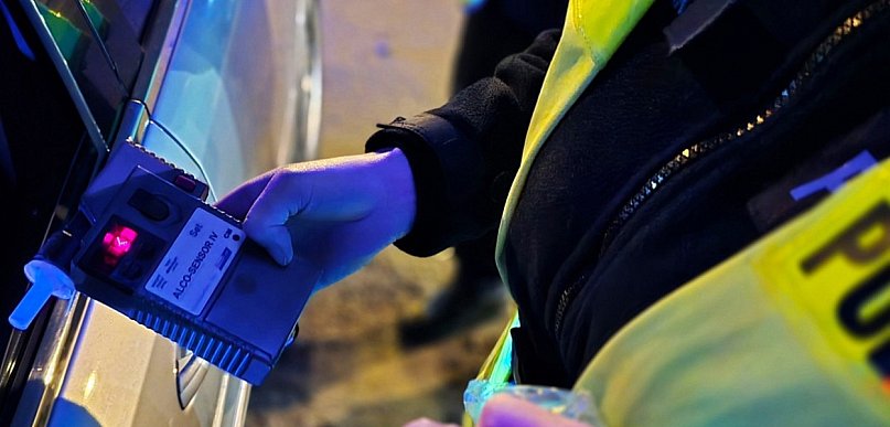 Pijany w sztok za kierownicą! 34-latek trafił do aresztu