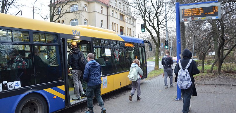 Mniej kursów autobusów w Głogowie. Już od poniedziałku
