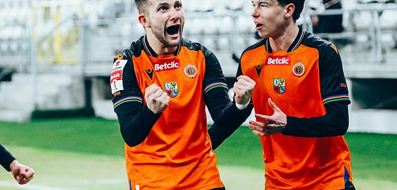 Chrobry wiceliderem! Bez litości rozbił na wyjeździe ŁKS!