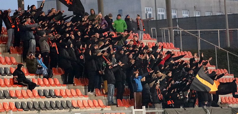 Derby Chrobrego z Miedzią bez kibiców? Wydali oświadczenie!