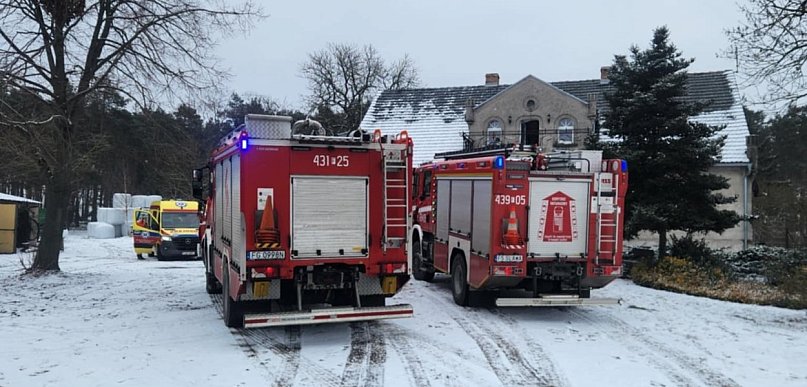 Pożar w kotłowni. Mężczyzna trafił do szpitala