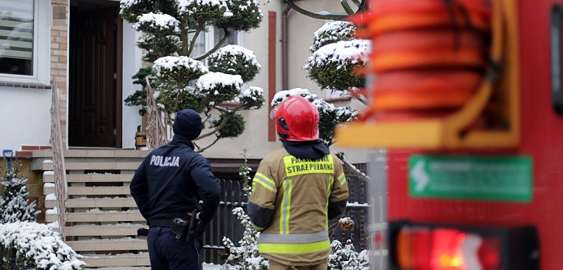 Pożar na poddaszu domu w Głogowie. Szybka reakcja zapobiegła tragedii