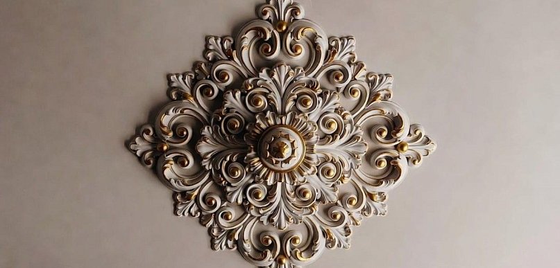 Rozeta sufitowa – co to jest i do czego służy?