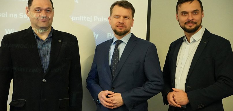 [WIDEO] Politycy PiS alarmują w Głogowie: rośnie bezrobocie i spadają środki