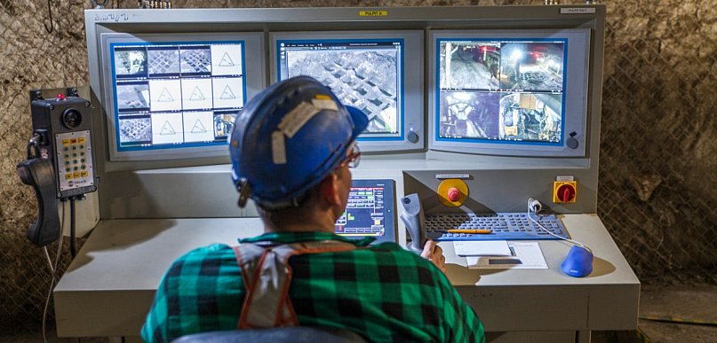 Związkowcy wyliczają nagrodę dla pracowników KGHM :180 proc. pensji