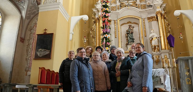 Jest ogromna! Seniorzy z Głogowa stworzyli wielkanocne dzieło