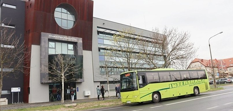 Samorządy uratowały połączenie z Głogowa do Polkowic