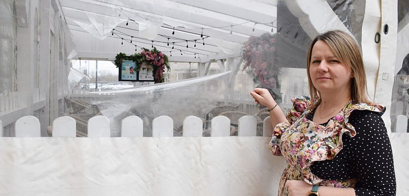 Seria aktów wandalizmu na Rynku w Głogowie. Kawiarnia apeluje o pomoc