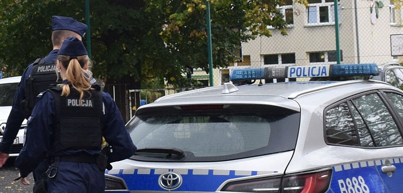 Prowadził po alkoholu, wiózł poszukiwaną. Głogowska policja zatrzymała parę