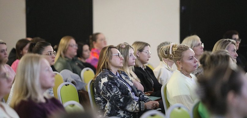 [FOTO] Jak rozumieć autyzm? Ważna rozmowa w Głogowie