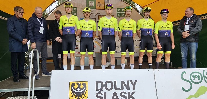 Szaleńczy początek sezonu! Obiecujące starty kolarzy Chrobrego