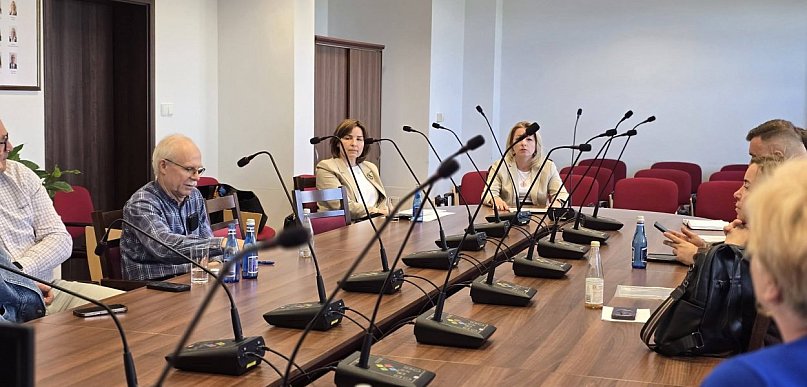 Gmina Jerzmanowa rozważa zmianę systemu gospodarowania odpadami