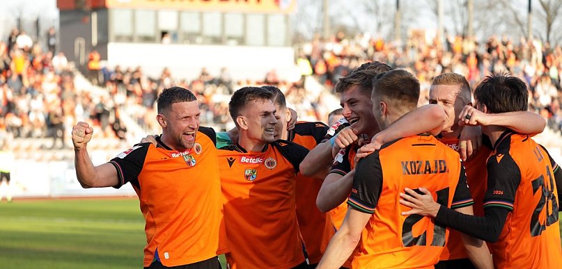 [FOTO] O to chodziło! Jest przełamanie i ważna wygrana Chrobrego