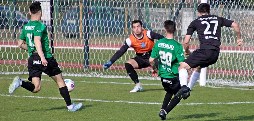 Sroga porażka na własnym stadionie. Duży niesmak po weekendzie [FOTO]