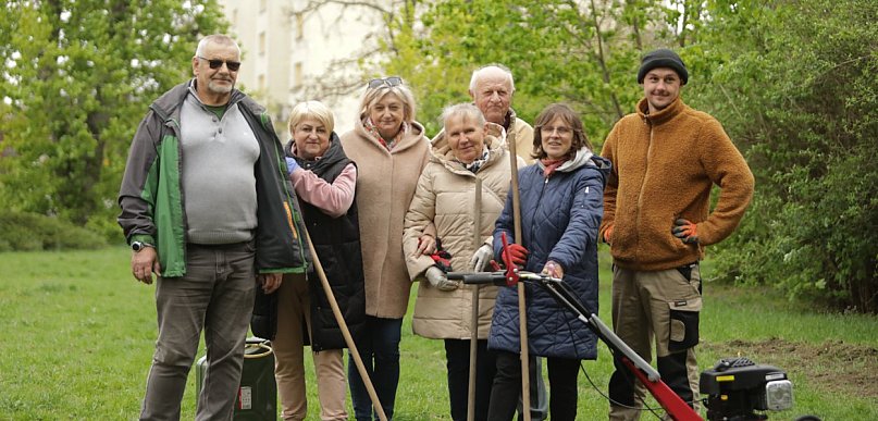 [FOTO] W centrum Głogowa powstaje ogródek. Zamiast placu zabaw... grządki