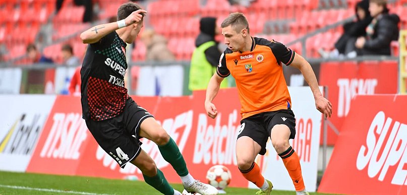 Pokonać ostatnią drużynę w lidze. Chrobry gra z GKS-em