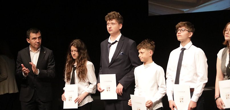 FOTO] 418 młodych talentów z Głogowa nagrodzonych