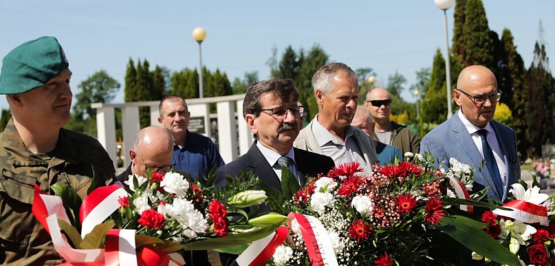 [FOTO] Oddali hołd weteranom misji zagranicznych