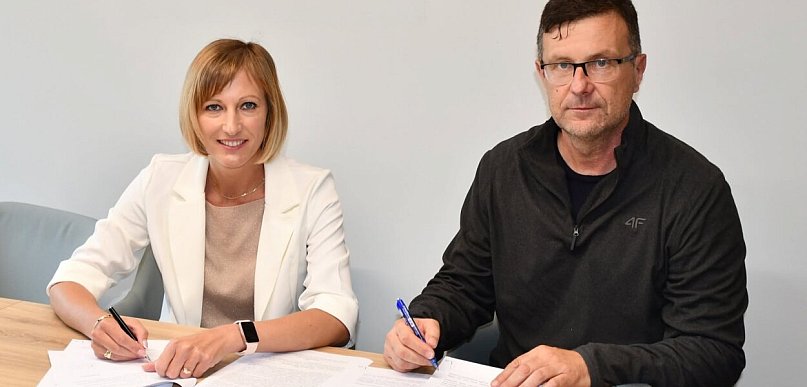 Umowa na dokumentację projektową placu zabaw w Głogówku podpisana
