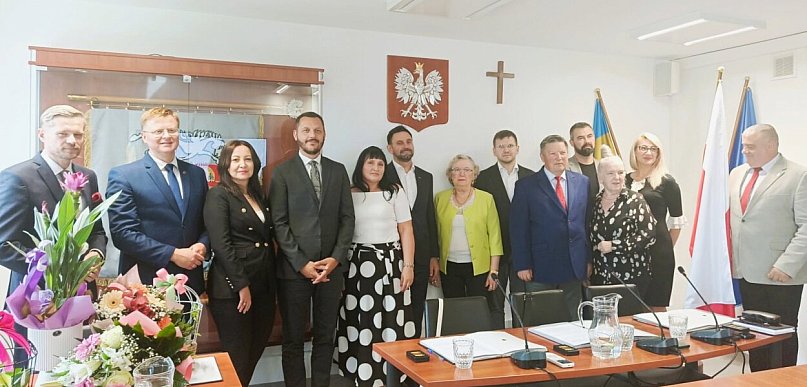 Rada gminy Głogów jednogłośnie udzieliła wójtowi wotum zaufania i absolutorium