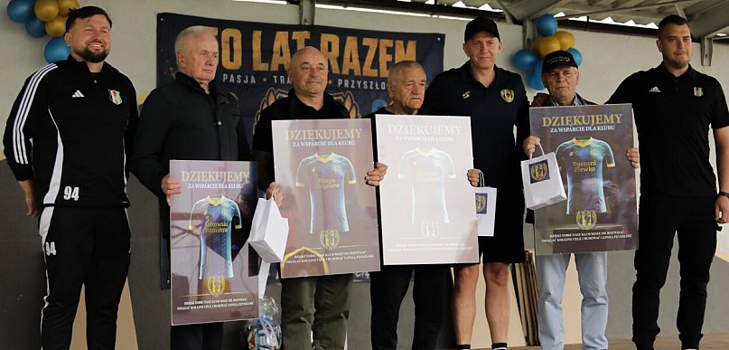 [FOTO] Legendy nagrodzone! Sokół Jerzmanowa ma już 50 lat