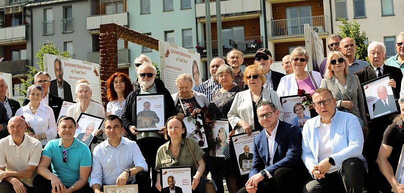 [FOTO] Głogów pamięta o swoich Kresowianach. Wystawa stanęła nad Odrą