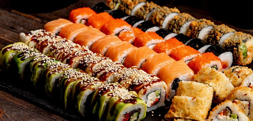 Sushi na wynos — na co zwrócić uwagę przy wyborze zestawu?