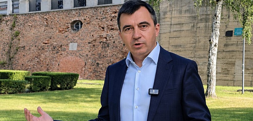 [WIDEO] Miasto bierze się za fosę. Powstanie tu atrakcja dla dzieci
