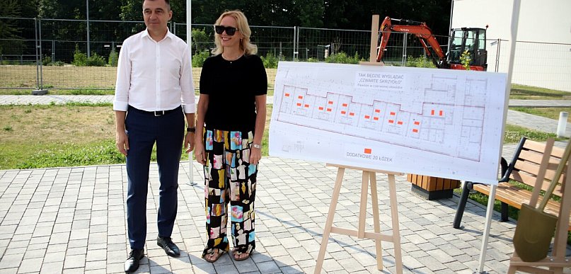 Złota łopata wbita! Rusza rozbudowa głogowskiego hospicjum