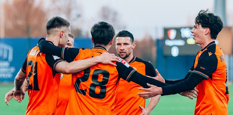 Emocje z udziałem Chrobrego! I ważne wyjazdowe punkty