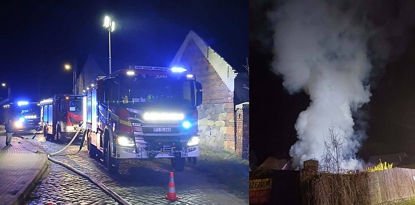 Płonie garaż i skład drewna w centrum miasta. Cztery zastępy w akcji [FOTO]