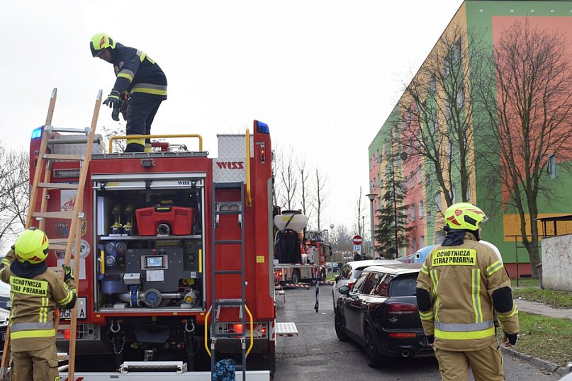 Pożar w bloku na os. Kopernik w Głogowie