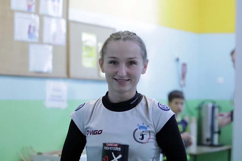 W Głogowie grają w siatkówkę i pomagają