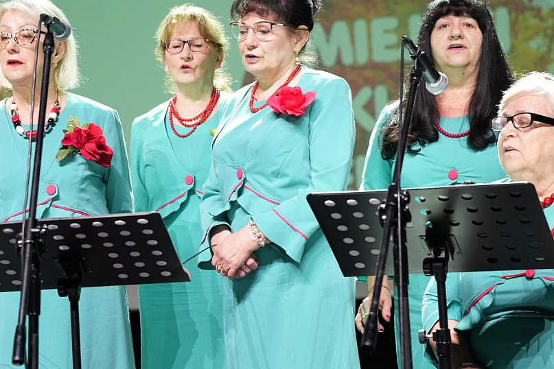 Seniorów spotkanie z kolędą w MOK