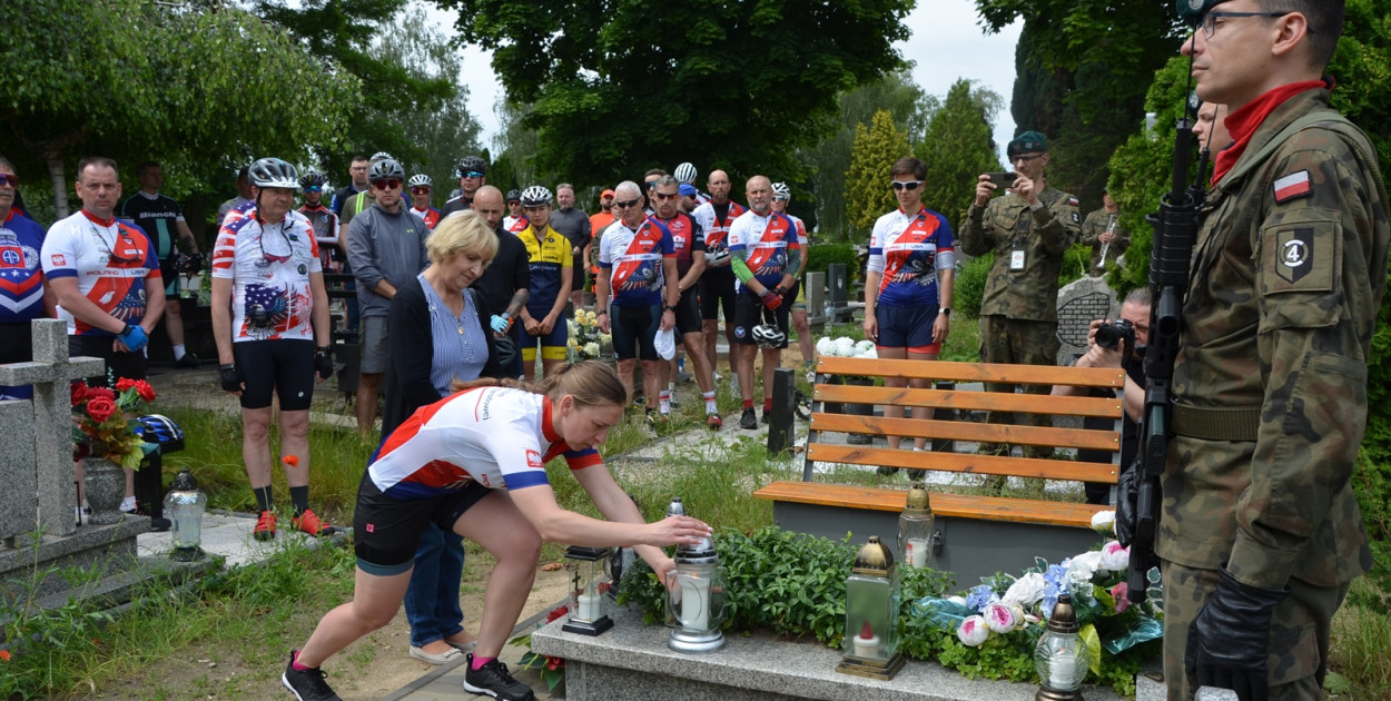 Weterani na rowerach w Głogowie [FOTO] 