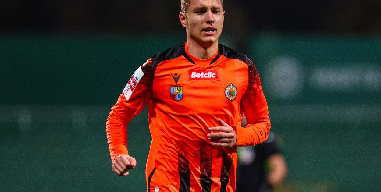 Patryk Szwedzik odchodzi z Chrobrego Głogów